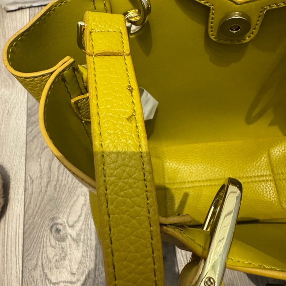 Steve Madden Mustard Tote with Floral Accent - Picture 5 of 9